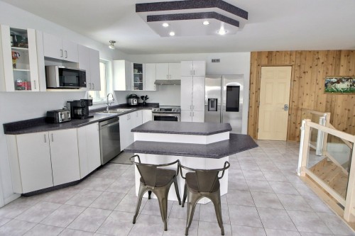 Cuisine - 1801 1Re Rue E., Amos, QC - Indoor Photo Showing Kitchen