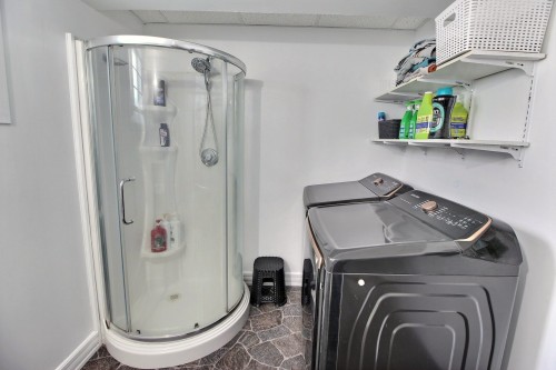 Salle d'eau - 1801 1Re Rue E., Amos, QC - Indoor