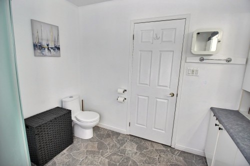 Salle de bains - 1801 1Re Rue E., Amos, QC - Indoor Photo Showing Bathroom