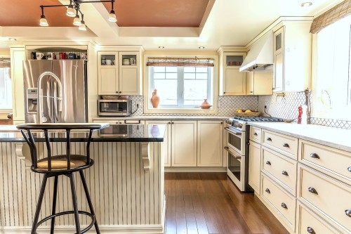 Cuisine - 7 Rg Des Patriotes S., Saint-Cyprien-De-Napierville, QC - Indoor Photo Showing Kitchen With Upgraded Kitchen
