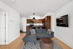 Salon - 