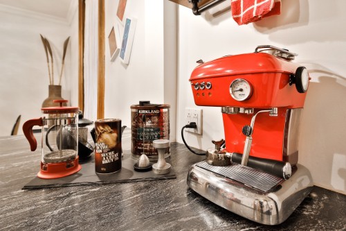 Cuisine - 1379 Av. Argyle, Montréal (Ville-Marie), QC - Indoor Photo Showing Other Room