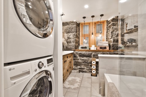 Salle de bains - 1379 Av. Argyle, Montréal (Ville-Marie), QC - Indoor Photo Showing Laundry Room