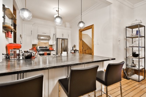 Cuisine - 1379 Av. Argyle, Montréal (Ville-Marie), QC - Indoor