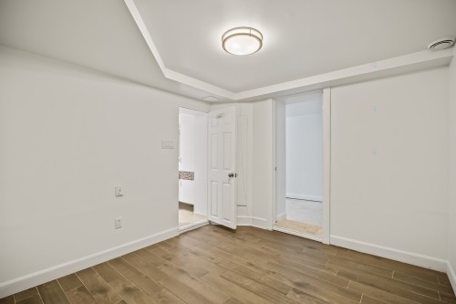 Basement - 441 Av. Portland, Mont-Royal, QC - Indoor Photo Showing Other Room