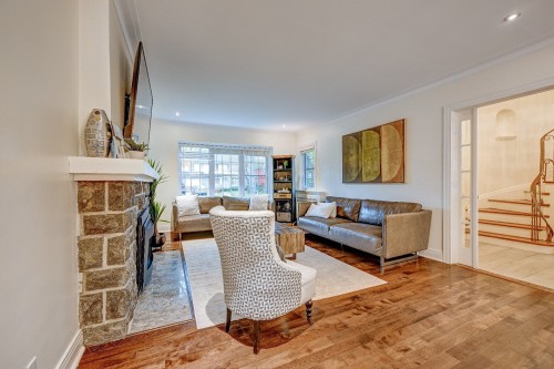 Salon - 441 Av. Portland, Mont-Royal, QC - Indoor Photo Showing Living Room