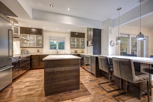 Cuisine - 441 Av. Portland, Mont-Royal, QC - Indoor Photo Showing Kitchen With Upgraded Kitchen