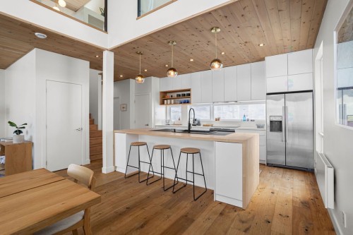 Cuisine - 25 Ch. Des Perséides, Sainte-Béatrix, QC - Indoor Photo Showing Kitchen With Upgraded Kitchen