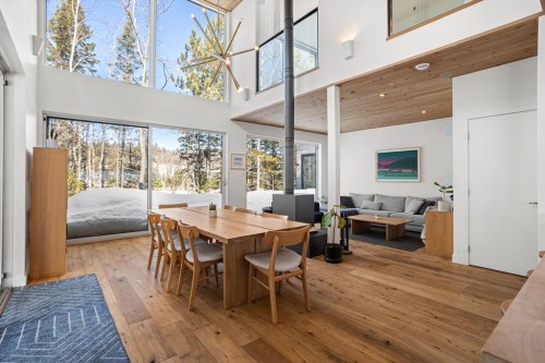 Salle à manger - 25 Ch. Des Perséides, Sainte-Béatrix, QC - Indoor Photo Showing Dining Room