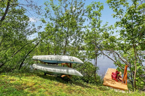Bord de l'eau - 30 Place Optimiste, Sainte-Thècle, QC 