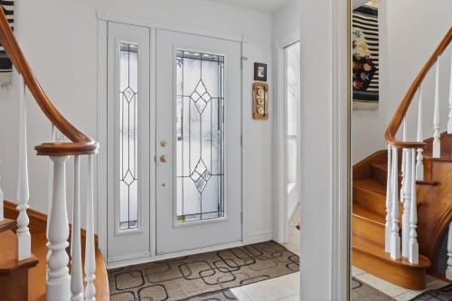 Hall d'entrée/Vestibule - 30 Place Optimiste, Sainte-Thècle, QC 