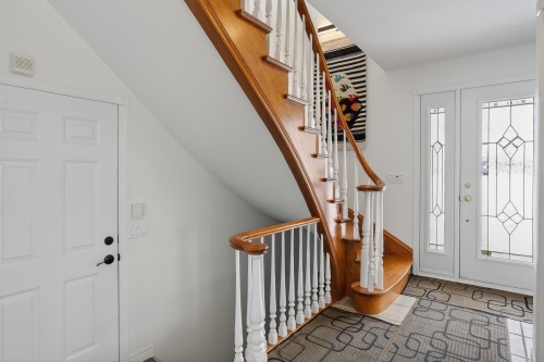 Hall d'entrée/Vestibule - 30 Place Optimiste, Sainte-Thècle, QC 