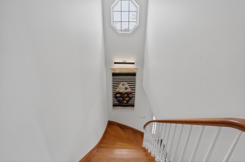 Escalier - 30 Place Optimiste, Sainte-Thècle, QC 