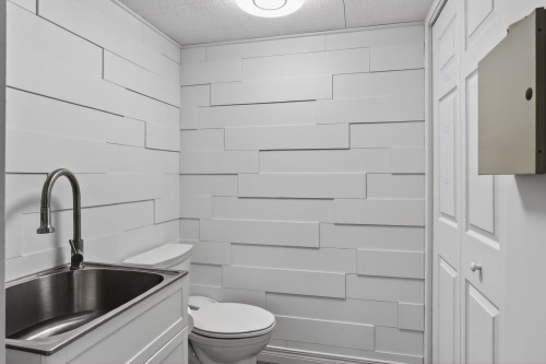 Salle d'eau - 30 Place Optimiste, Sainte-Thècle, QC 