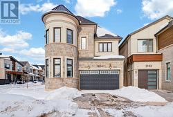 1404 LYNX GARDENS  Oakville, ON L6H 3W8