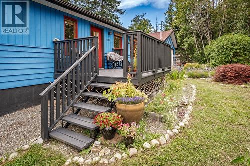 6051 Pine Ridge Road, Kaslo, BC - Outdoor
