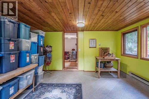 6051 Pine Ridge Road, Kaslo, BC - Indoor Photo Showing Other Room