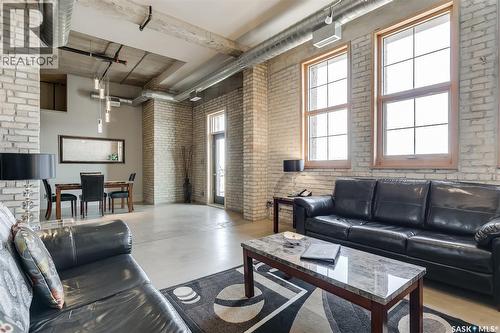 401 73 24th STREET E  Saskatoon, SK S7K 1N9