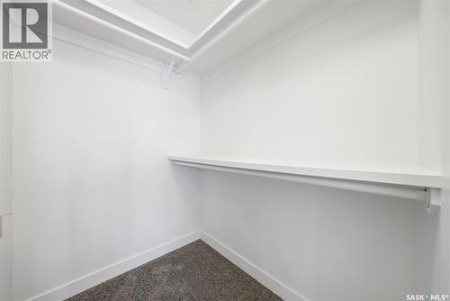 1131B 6Th Street E, Saskatoon, SK - Indoor With Storage