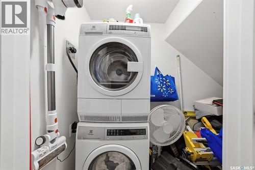 1131B 6Th Street E, Saskatoon, SK - Indoor Photo Showing Laundry Room