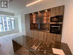 4605 - 11 YORKVILLE AVENUE  Toronto, ON M4W 0B7