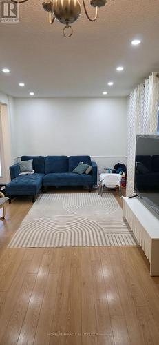 39 Ridware Crescent, Toronto, ON - Indoor