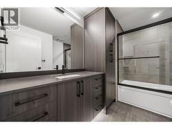 Dark scheme home guest bath - 