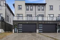 26 - 3380 SINGLETON AVENUE  London South (South W), ON N6L 0E8