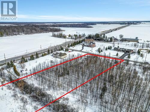 7511 Dawn Tara Drive, Ottawa, ON 