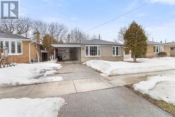 16 BRANTWOOD DRIVE  Toronto, ON M1H 2G6