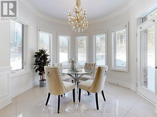 99 Coon'S Road, Richmond Hill, ON - Indoor Photo Showing Dining Room