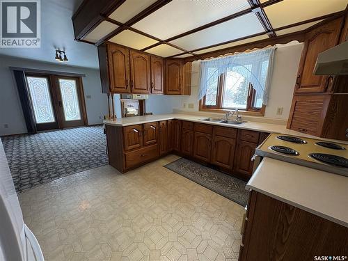 505 March Avenue E, Langenburg, SK - Indoor Photo Showing Kitchen With Double Sink