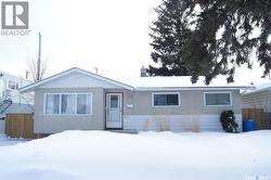 1606 Isabella STREET E  Saskatoon, SK S7J 0C1