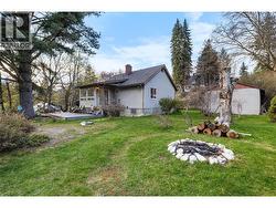 321 GOLF VIEW Street  Riondel, BC V0B 2B0