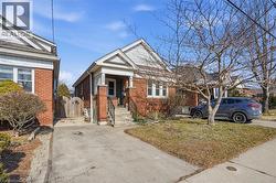 256 STANLEY Avenue  Hamilton, ON L8P 2L6
