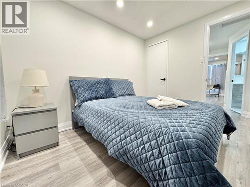 138 Jansen Avenue, Kitchener, ON - Indoor Photo Showing Bedroom