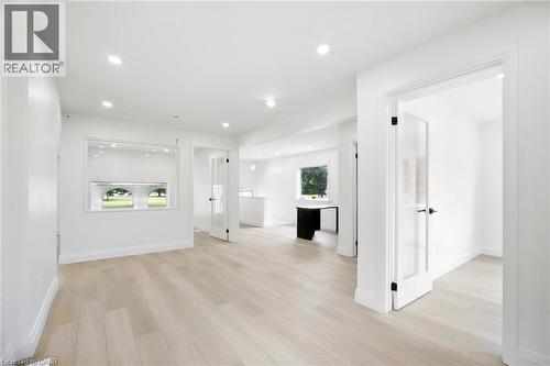 1583 Main Street E, Hamilton, ON 