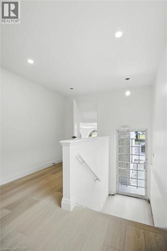 1583 Main Street E, Hamilton, ON 