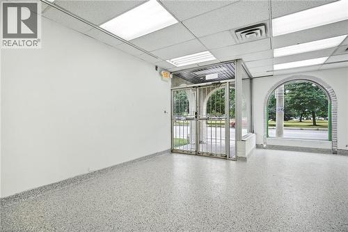 1583 Main Street E, Hamilton, ON 