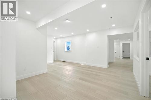 1583 Main Street E, Hamilton, ON 