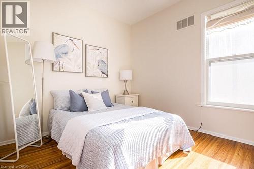 23 Bruce Street, Hamilton, ON - Indoor Photo Showing Bedroom