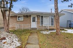 154 BROCK Street Unit# Upper  Brantford, ON N3S 5W1