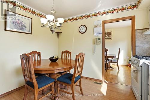 55 Champlain Avenue, Hamilton, ON - Indoor Photo Showing Dining Room