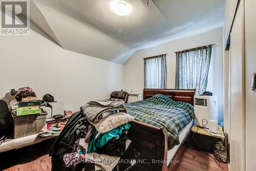 30 Brook Street, Cambridge, ON - Indoor Photo Showing Bedroom