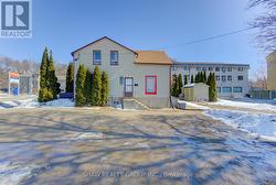 11 SIMCOE STREET  Cambridge, ON N1R 1N7