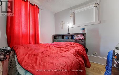 11 Simcoe Street, Cambridge, ON - Indoor Photo Showing Bedroom
