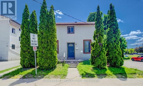 11 Simcoe Street, Cambridge, ON - Outdoor