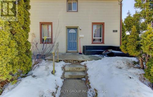 11 Simcoe Street, Cambridge, ON - Outdoor