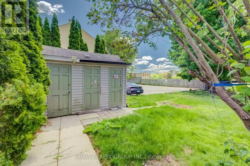 11 Simcoe Street, Cambridge, ON - Outdoor