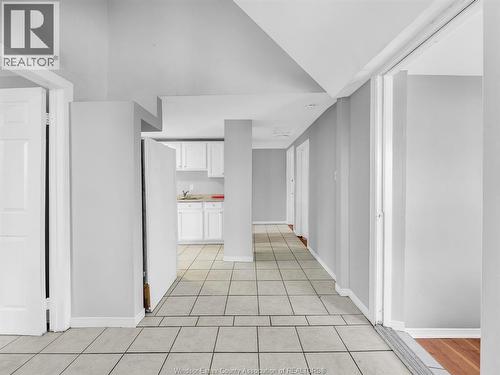 1153 University, Windsor, ON - Indoor Photo Showing Other Room